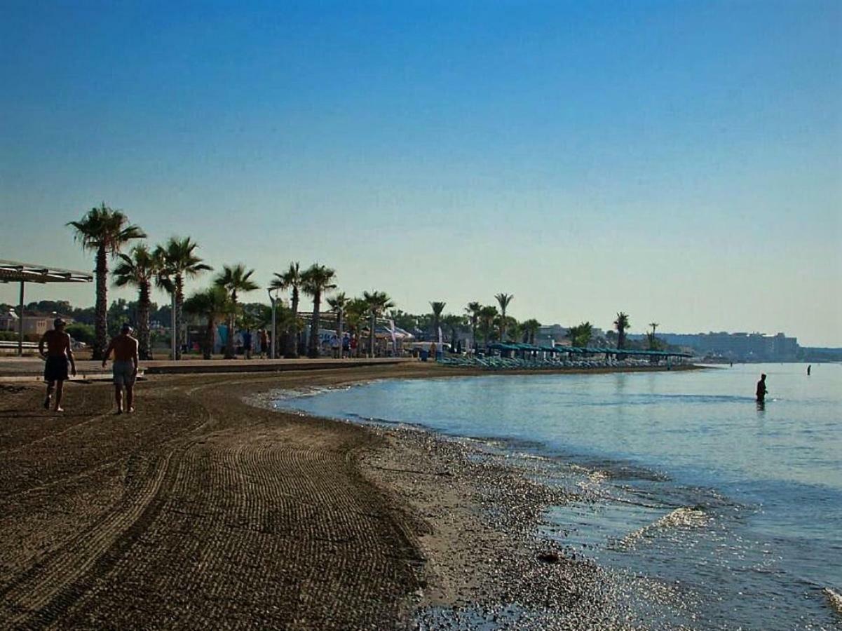 Easystay Two Bedroom Apartment Larnaca Exterior foto